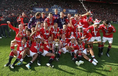 在足球界中 在足球界中